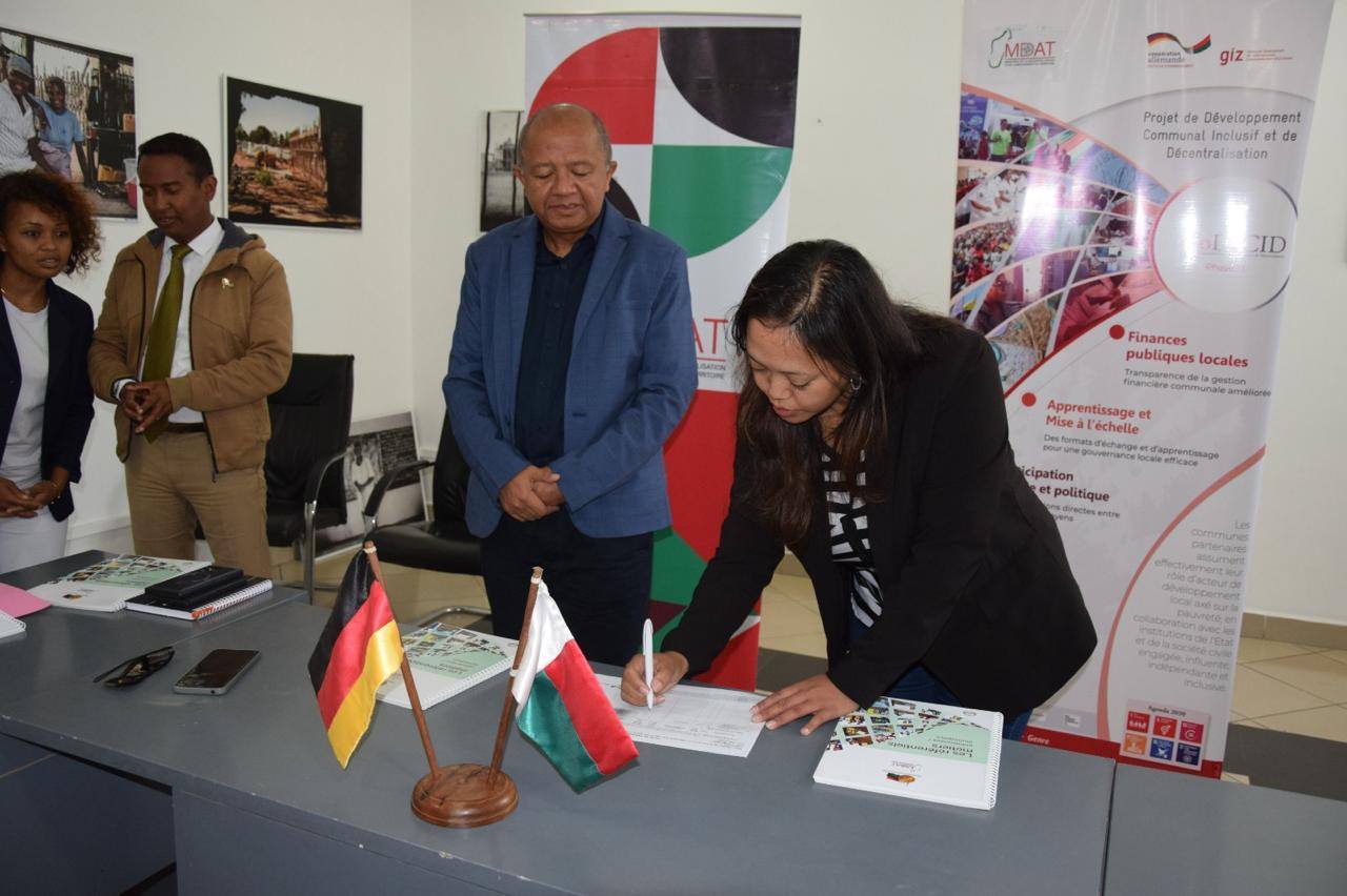 photo16162025_1616_1